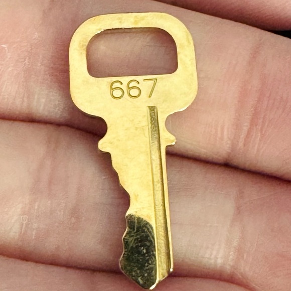 # 667 LV key only - Picture 1 of 2